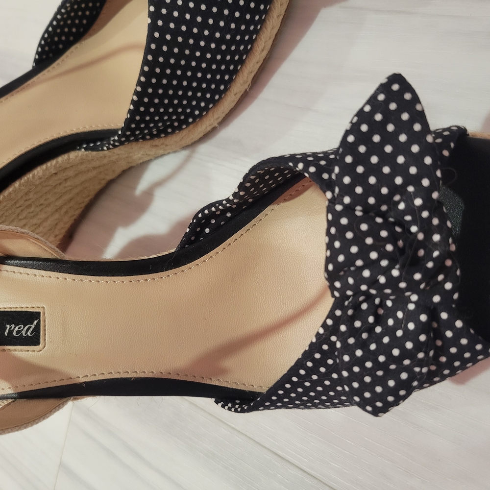 Black Polka Dot Women's Sandals - Picture 5 of 9